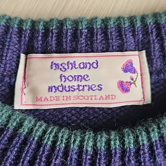 Scottish Highland Home Industries Lambswool The Tartan Terrior Knit Sweater - Picture 7 of 7